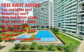 Jimenez Staycation Unit 406 Quirino West Tower The Residence At Commonwealth By Century